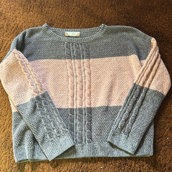 Pink Rose Sweaters - Pink Rose Knitted Sweater
